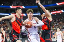 冲刺阶段体能课后，浙江稠州扳平良机备战全明星赛，质疑声仍在，团队化学反应显著的简单介绍-开云app下载